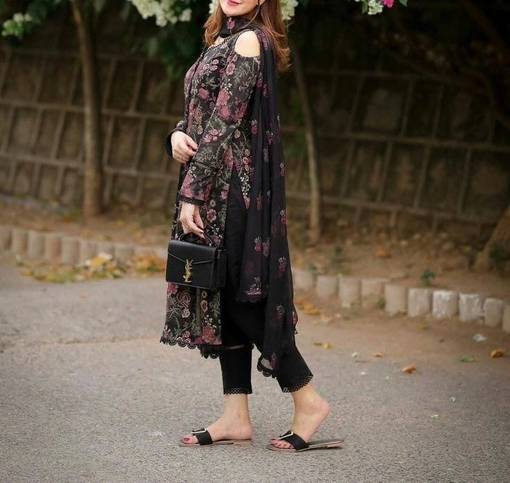 Bareeze Lawn PartyWear Dress | LA-5125